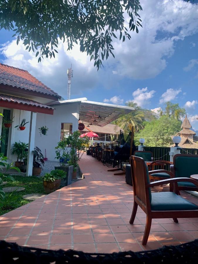 วิลลาวิวแม่น้ำ Hotel วังเวียง ภายนอก รูปภาพ