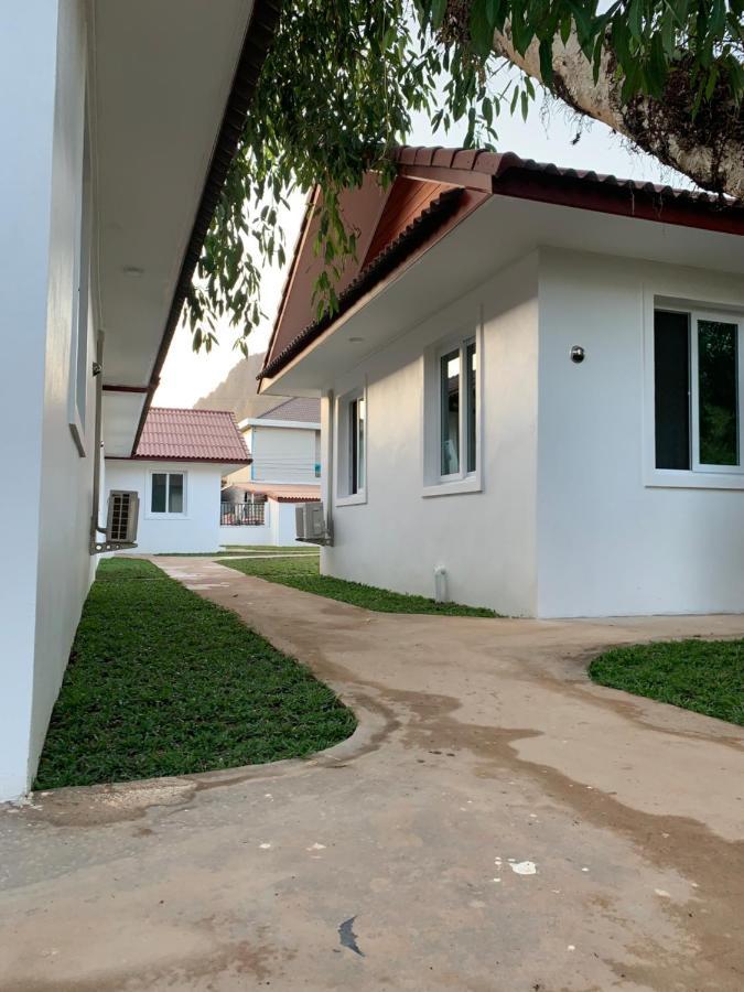 วิลลาวิวแม่น้ำ Hotel วังเวียง ภายนอก รูปภาพ